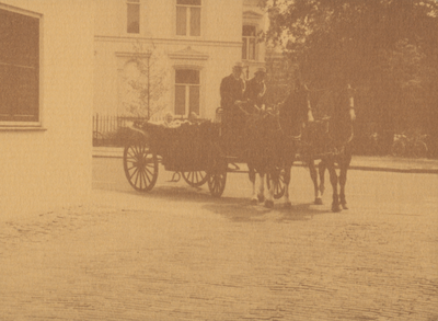 716820 Stal ‘de Lage Weide’, J.H. Vocking, Mispelgaarde 61 te Houten, visitekaartje met een afbeelding van een open ...